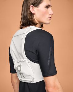 A lightweight, customizable, 10-liter trail running vest for long distances. Includes two 500 ml Hydrapak® flasks plus space for a hydration bladder | On Ultra Vest 10L in Undyed, Size: Large. Ultrarunning, trail running, 10L Running, Trail Running, Road Running, Hiking. Performance Outdoor | Mesh Running Trail, Sea To Summit, Running Vest, Photo P, White Accessories, Daisy Chain, Road Running, Running Clothes, Rain Wear