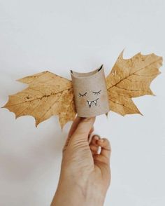 Autumn Crafts, Halloween Diy Crafts, Crafty Kids, Toddler Art, Halloween Crafts For Kids, Fall Kids, Halloween Activities, Baby Crafts