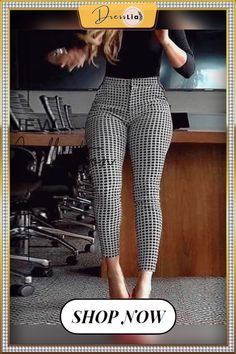 Houndstooth Print Skinny Feet Pants P12377 بريانكا شوبرا, Fashionable Work Outfit, Business Casual Outfits For Work, Elegante Casual, Classy Work Outfits, Outfit Trends, Stylish Work Outfits, Casual Work Outfits, Looks Chic