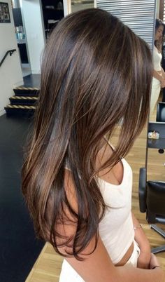 8 Stunning Sunkissed Brunette Hair Ideas You Should Copy Now - By Jessi Ann Rambut Brunette, Brown Hair Looks, Hair Color Light Brown, Light Hair Color, Hair Stylies, Long Brown Hair