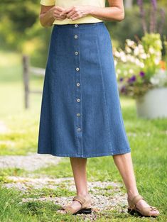 Vintage 8-Gore Skirt | Cotton Denim Button Down Skirt Black Midi Skirt Outfit, Denim Skirt Fashion, Denim Shorts Outfit, Gored Skirt, Vermont Country Store, Midi Skirt Outfit, Denim Skirt Outfits, Long Denim Skirt, Skirt With Buttons