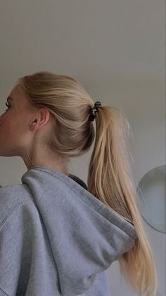 Hair Stylies, Long Blonde, Long Blonde Hair, Hair Weft, Volleyball Hairstyles, Aesthetic Hair