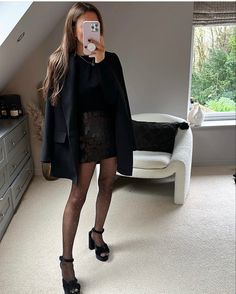 Sequin Skirt Winter, Black Sequin Skirt Outfit, Black Skirt Outfit Winter, Basic Black Top, Sequin Skirt Outfit, Christmas Eve Outfit, Christmas Outfit Inspiration, Sparkle Tights