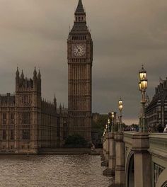 the big ben clock tower towering over the city of london