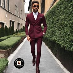 Formal Elegant Stylish Burgundy Double Breasted 2 Piece Suits for Men - Classic Formal Attire- Tailored Suit- Bespoke For Men, ZF Item Include (Coat+  Pant) Fabric:- Imported, Premium Color:-Burgundy Dry Clean Recommended The suit is for wedding, Party, Proms, and Many Occasions. We make the suit according to our Standard size chart, If you are not sure about your size/measurement,  please give your body measurement in inches, so we make perfect suit for you.  Jacket Measurement:- 1 Jacket Lengt 2 Piece Suits For Men, Burgundy Suit Wedding, Burgundy Suit Men, Burgandy Blazer, Trending Suits, Mens Pants Fashion Casual, Suits Men Slim, Burgundy Tuxedo, Fall Suit