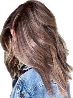 Gorgeous Hair Color, Hair Color Light Brown, Brown Hair Balayage, Winter Hair Color, Hair Inspiration Color, Winter Hairstyles, Hair Envy, Light Brown Hair