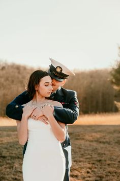 wedding pictures, elopement, classic, timeless, inspiration, military wedding, wedding dress, couples pose ideas Airforce Wedding Pictures, Military Wedding Pictures, Photobox Ideas Pose Couple, Photobox Ideas, Air Force Wedding, Couples Pose