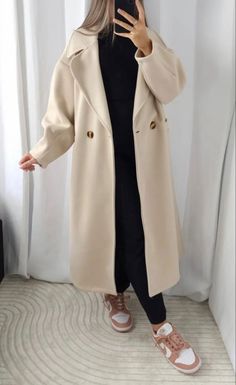 Friendly Outfits, Ootd Idea, Vacation 2023, Mode Zara, Fall Winter Outfits, Cold Day, Simple Outfits, Modest Fashion, New Outfits