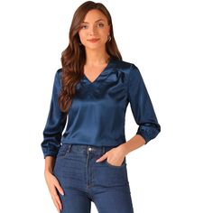 This satin blouse is actually a versatile product. Wear this and effortlessly create a stunning and chic look. It can be graceful and elegant at work, while it can be cute and playful in daily life. The slightly shiny satin fabric provides you with a comfortable and soft touch. The long sleeves are matched with a shirring design and button cuffs, with a sense of detail and elegance. The V-neck design is stylish and classic and adds a touch of charm to the casual look. It is a must-have piece in Office Blouse, Satin Blouses, Women's Blouses, Satin Shirt, Casual Office, Satin Blouse, Satin Top, Office Casual, Chic Woman