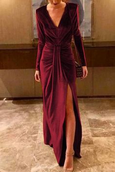 Winter Mini Dresses, Velvet Party Dress, Velvet Sleeve, Velvet Maxi Dress, Mini Robes, Sleeve Dresses, 70 Dress, Long Blouse, Hoodie Dress