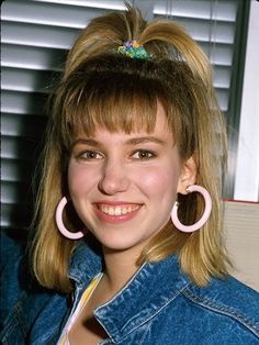 80s Ponytail, Female Ponytail, 80 S Hairstyles, 80s Hair Styles, 80’s Hair, 80s Hairstyles, Hairstyles Halloween, 80's Hairstyle, Hairstyles Female