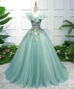 Green v neck tulle long prom dress, green evening dress Prom Dress Green, Lace Long Prom Dress, Sweet 15 Dresses, Green Evening Dress, V Neck Prom Dresses, Fairytale Dress, فستان سهرة, Beauty Dress