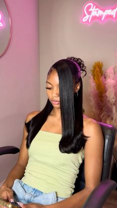 Cute Ponytails Black Women, Easy Hairstyles With Straight Hair, Barbie Ponytail Weave, Straighten Hairstyles, Parting Hair