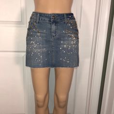 Rue21 Jean Skirt. Nwt. 78% Cotton, 20% Polyester, 2% Spandex. 9/10 (425-23) Jean Skirt, 9 And 10, Spandex, Womens Skirt, Pants, 10 Things, Women Shopping, Blue, Color