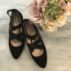 Beautiful Nwot Black Ballet Style Flats With Just A Little Heel. Black Ankle Strap Flats For Evening, Black Flats With Heel Strap For Party, Style Flats, Ballet Style, Black Ballet, Ballet Fashion, Green Shoes, Black Flats, Flat Shoes Women