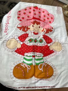 Vintage 1980s Strawberry Shortcake. Pillow Sew pattern fabric panel.  With this listing you'll get one set of two panels to create ONE whole pillow. **  Please note all items in my shop are in found condition. Any cleaning or restoring is left entirely up to purchaser. Due to age of vintage items, please expect imperfections. Please make sure to view photos before purchasing.  All sales are final. No refunds. No exchanges.  No international Shipping.  Thank you. 1980 Strawberry Shortcake, 1980s Strawberry Shortcake, Strawberry Shortcake Costume, Vintage Strawberry Shortcake Dolls, Strawberry Shortcake Friends, Short Cake, Doll Pillow, Strawberry Shortcake Doll, Vintage Strawberry Shortcake