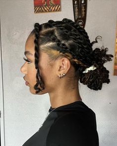 Natural Crown, Natural Girl, Beautiful Black Hair, Quick Natural Hair Styles, Protective Hairstyles Braids, Hair Twist Styles, Curly Hair Styles Easy, Natural Curls Hairstyles, Hairdos For Curly Hair