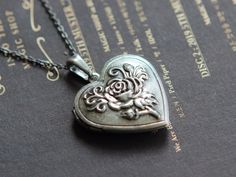 Affordable Silver Heart Locket Necklace, Locket Necklace Vintage, Silver Locket Necklace, Locket Ring, Mirror Vintage, Rose Heart, Heart Locket Necklace, Rosé Heart, Vintage Lockets