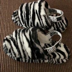 Zebra Print Size 7. Clothes Game, Hippie Aesthetic, Ugg Black, Pinterest Closet, Shoes Brand, Book Decor, Beautiful Life, Cutie Patootie