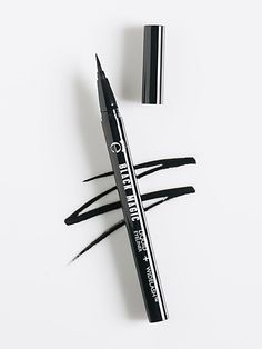 Eyeliner Photography Product, Eyeliner Campaign, Eyeliner Photoshoot, Eyeliner Photography, Target Skincare, Alat Makeup, Natural Mascara, Black Liquid