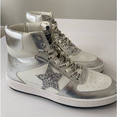 Vintage Havana Silver Glitter Star High Top Sneakers / Nwot New Without Tags Never Worn Slight Faint Mark In Third Picture Silver High-top Sneakers With Laces, White High-top Sneakers With Glitter Accents, Sporty High-top Sneakers With Glitter Accents, Sporty High-top Glitter Sneakers, High-top Star-embellished Sneakers For Streetwear, Casual Silver High-top Sneakers With Speckled Midsole, Sporty White Sneakers With Glitter Accents, Silver High-top Sneakers With Speckled Midsole, Silver High-top Sneakers With Glitter Accents