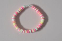 Pink Orange Yellow, Beaded Bracelets Diy, Bracelets Handmade Beaded, Cute Bracelets, Pink And Yellow, White Beads, Clay Beads, Orange Yellow