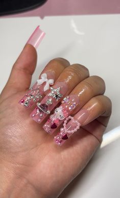 Nail prep kit included️ Hello Kitty Press On Nails, Nails Without Charms, Hello Kitty Junk Nails, Hello Kitty Charm Nails, Press On Nails Aesthetic, Junk Nails, Nail Prep, Glamour Nails, Acrylic Press On Nails