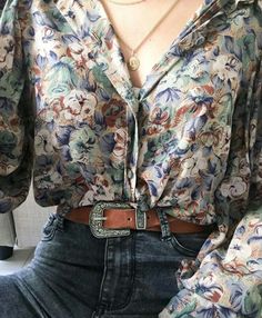 Fashion Images, Curvy Outfits, Blouse Vintage, Floral Shirt, Outfits Casuales, Boho Outfits, How To Look Pretty, We Heart It