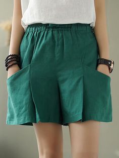 Elastic Waist Solid Color Wide Leg Casual Shorts for Women Green Wide Leg Shorts With Pockets, Green Wide-leg Shorts With Pockets, Casual Green Wide Leg Shorts, Non-stretch Wide Leg Shorts With Pockets, Green Relaxed Fit Wide Leg Shorts, Green Bottoms With Pockets And Short Inseam, Spring Green Solid Color Shorts, Casual Non-stretch Shorts With Pockets, Green Spring Shorts With Side Pockets