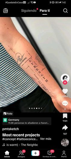 a person with a tattoo on their arm and the caption below it is in spanish