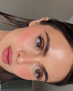 @_byjessevans oninsta Makeup Contouring, Soft Makeup Looks, Makeup Looks Tutorial, Makeup Makeover, Bridesmaid Makeup, Natural Makeup Looks, Wedding Hair And Makeup, Prom Makeup, Glam Makeup