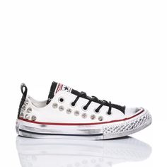 Sides with silver spike studs, back and tongue in "snake" black fabric, vintage dirt, black rope shoelaces, white original shoelaces. Buy Sneakers, Barbour Steve Mcqueen, Zegna Shoes, Black Rope, Kenzo Kids, Steve Mcqueen, Gorgeous Bags, Stella Mccartney Kids, Converse All Star