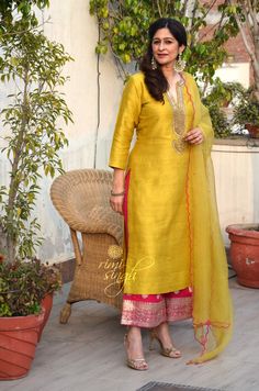 Indian Kurti Designs, Long Dress Design, Kurti Designs Party Wear, Designer Party Wear Dresses, Designer Dresses Casual