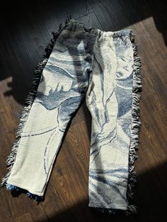 Tapestry Pants Tapestry Pants, Calendar Design Layout, Shopping List Clothes, Horror Movies Funny, Street Fashion Men Streetwear, Men Streetwear, Angel Baby, Camo Pants, Clothing Inspiration