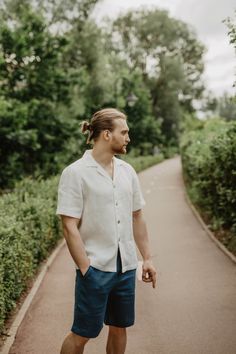 100% linen shirt for men. Oversized shirt with short sleeves, four buttons in front and a beautiful open collar. This vintage look inspired linen shirt is perfect for warm summer days & nights and for almost any occasion. A great gift for your man, too! Available in Creamy white, natural linen and forest green, in sizes XS to XXXL.   <> Gaspard is 183cm/ 6" and wearing size L in Forest Green Tomas is 185cm/ 6'1"  and wearing size L in Creamy White and Natural linen Details: - This listing is for White Linen Camp Shirt For Summer, Linen Camp Shirt With Johnny Collar For Spring, White Linen Short Sleeve Shirt For Vacation, White Relaxed Fit Linen Short Sleeve Shirt, Classic Linen Short Sleeve Shirt For Beach, Summer Linen Short Sleeve Shirt With Relaxed Fit, Summer Linen Relaxed Fit Short Sleeve Shirt, White Relaxed Linen Short Sleeve Shirt, Summer Linen Short Sleeve Shirt