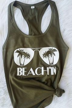 Fun Green T-shirt For The Beach, Green Printed T-shirt For Vacation, Fun Green Tops For Vacation, Green Graphic Print Shirt For Vacation, Green Graphic Print Vacation Shirt, Cotton Tops With Palm Tree Print For Vacation, Fun Green Tops For The Beach, Cotton Top With Palm Tree Print For Vacation, Vacation Green Shirt With Graphic Print