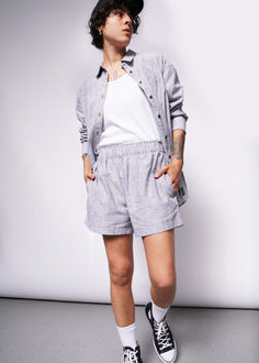 Elevate Your Summer Wardrobe with Wildfang's Essential Linen Elastic Waist Short! ☀️ Stay cool and stylish in these breezy shorts crafted from premium linen fabric. With their elastic waistband and relaxed fit, they're perfect for all-day comfort and effortless style. Whether you're lounging at the beach or exploring the city streets, these shorts will keep you looking and feeling cool. Shop now and embrace laid-back luxury with Wildfang! #Wildfang #EssentialLinenShort #SummerStyle