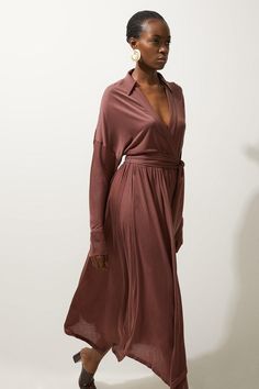 Feel Elevated In Our Midi Dress, Made With Jersey Fabric, Featuring An Ultra Relaxed Fit, A Plunge Neckline, Wide, Long Sleeves, And A Belted Waistline. The Waterfall Hemline Creates Enticing Movement, And Photographs Beautifully. Style It With Court Heels Or Sandals For A Look That Will Take You From Dinner Dates To Dressy Days Out. Premium Tencel Jersey Waterfall Hem Midi Dress High Quality Jersey Fabric Ultra Relaxed Fit Plunging V Neckline Flowing, Waterfall Skirt Belted Waistline Formal Col Waterfall Skirt, Plus Size Workwear, Outfits For Mexico, Spring Wedding Guest Dress, Petite Business Casual, Ibiza Outfits, Dinner Dates, Fall Wedding Guest Dress, Bachelorette Outfits