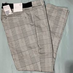 These Are Brand New With Tag H&M Slacks. They Are Ankle Length Skinny Pants With Beige/Black Plaid Design The Back Waist Has Elastic Band For A Stretchy Fit Women’s Size 8 Brand New, Never Worn Trendy Workwear Pants By H&m, Trendy Workwear Pants From H&m, H&m Beige Bottoms For Workwear, Beige H&m Bottoms For Work, Chic Ankle-length Bottoms By H&m, H&m Tapered Leg Work Pants, Fitted Beige Bottoms From H&m, Fitted Beige H&m Bottoms, Chic Stretch H&m Pants