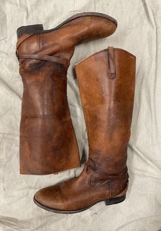 Beautiful Vintage Riding boots Tall Size 9-10 Cognac Riding Boots, English Riding Boots, Boots Tall, English Riding, Spring Boots, Tall Riding Boots, Vintage Children, Sale House, Cognac