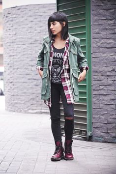 Indie Outfits Alternative Fashion, Indie Outfits Grunge, Grunge Winter, Winter Grunge, Dr Martens Outfit, Doc Martens Outfit, Look Grunge, Fashion Blogger Style, Cooler Look