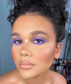 Thanksgiving Makeup Ideas, Crystal Eye Makeup, Thanksgiving Makeup Looks, Thanksgiving Makeup, Plouise Makeup, Gorgeous Hairstyles, Makeup Academy, Makeup Eye Looks