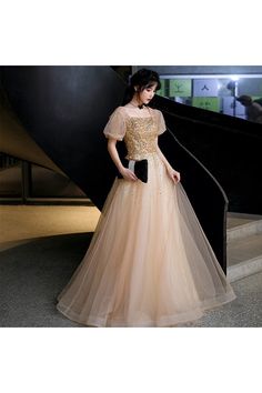 Belle robe de bal longue en tulle champagne avec paillettes dorées scintillantes - $183.9816 #AM6036 - SheProm.com Champagne Prom Dress, Fashion Dresses Casual, Gold Sequin, Style Dresses, Gold Dress, Custom Dresses, Your Special, Prom Dress, Dress Length