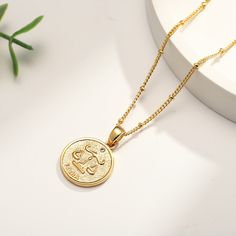 Delicate & chic. Our Libra Constellation Coin Pendant Necklace consists of a chain necklace with a coin pendant featuring the zodiac sign for Libras. Created in brass plated with high quality 18K gold, this necklace for the Libras stands out with dazzling Cubic Zirconia set in it. This gold chain necklace perfectly balances minimalism and bold statement of Libras of their individuality & independence. It?s very meaningful & personalize gift for the Libras who are born approximately between the 2 Dainty Accessories, Capricorn Constellation, Libra Constellation, Virgo Constellation, Astrology Jewelry, Simple Gift Wrapping, 18k Gold Necklace, Coin Pendant Necklace, Coin Pendant