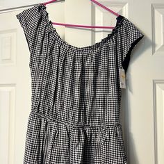 Lauren Conrad Navy And White Dress Size Medium. Casual Gingham Maxi Dress For Summer, Casual Lined Mini Dress For Picnic, Casual Gingham Maxi Dress, Casual Sleeveless Gingham Midi Dress, Casual Gingham Dress For Day Out, Floral Easter Dress, Wonderland Dress, Mock Wrap Dress, Navy And White Dress