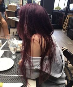 Dyed Hair Inspiration, Long Red Hair, Pretty Hair Color, Hair Stylies, Burgundy Hair, Dye My Hair, Hair Dye Colors