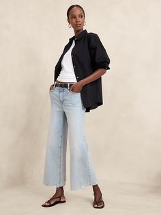 Wide-Leg Crop Raw-Hem Destruct Jean | Banana Republic Factory Wide Leg Cropped Jeans Outfit, Cropped Pants Outfit, Cropped Jeans Outfit, Wide Leg Pants Jeans, Stylist Outfit, Destructed Jeans, Everyday Casual Outfits, Johnny Collar, Wide Leg Crop Pants