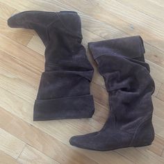 Great Condition! Never Worn! Brown Steve Madden Suede Leather Boots, Size 8. Womens Suede Boots, Shoes Steve Madden, Suede Leather Boots, Suede Boots, Steve Madden Shoes, Suede Leather, Leather Boots, Steve Madden, Women Shoes