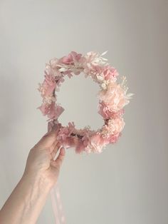 ❤❤Product Description ❤❤ Say hello to our Lena flower crown! A perfect mix of blush pink and creams - perfect for a baby shower or a sweet summer wedding. The flower crown is meant only for the front half of the head.  A ribbon is attached at the end and will enable you to adjust and tighten it onto your head.  ❤❤Local/Curbside Pickup❤❤ We offer Curbside pickup to our workshop by appointment only. Use the code "LOCALPICKUP" upon checkout to void the shipping fee. We are located at: 97 Maitland S Pampas Grass Flower Crown, Peony Flower Crown, Dried Flower Crown, Wedding Flower Crown, Grass Flower, By Appointment Only, Crown Wedding, Flower Crown Wedding, Sweet Summer