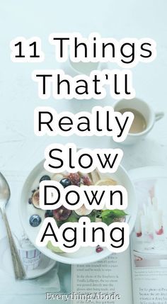 Gracefully Quotes, Positive Aging, Slow Down Aging, Food Thoughts, Healthy Wealthy, Slow Aging, Anti Aging Secrets, Reflection Quotes